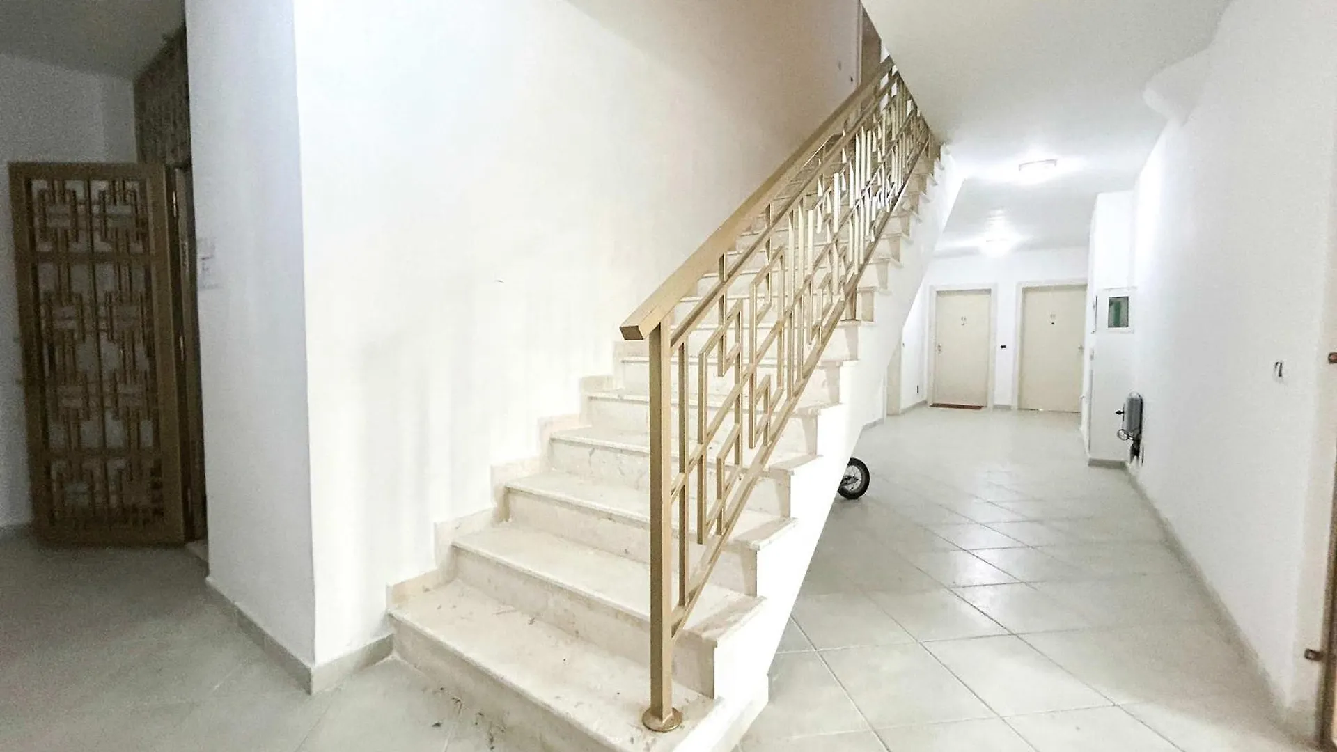 Albanian Dream House 716 Lägenhet Golem  Albanien